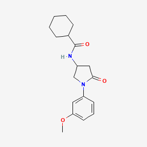 N-(1-(3-methoxyphenyl)-5-oxopyrrolidin-3-yl)cyclohexanecarboxamide