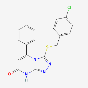 molecular formula C18H13ClN4OS B2631415 3-[(4-chlorobenzyl)thio]-5-phenyl[1,2,4]triazolo[4,3-a]pyrimidin-7(8H)-one CAS No. 946238-62-6