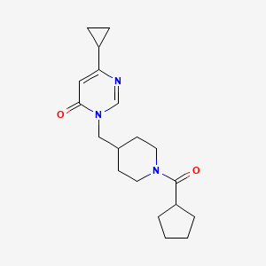 B2631987 3-[(1-Cyclopentanecarbonylpiperidin-4-yl)methyl]-6-cyclopropyl-3,4-dihydropyrimidin-4-one CAS No. 2175978-79-5