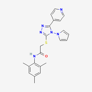 B2636805 2-{[5-(pyridin-4-yl)-4-(1H-pyrrol-1-yl)-4H-1,2,4-triazol-3-yl]sulfanyl}-N-(2,4,6-trimethylphenyl)acetamide CAS No. 898351-49-0