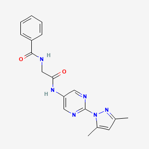 molecular formula C18H18N6O2 B2642679 N-(2-((2-(3,5-dimethyl-1H-pyrazol-1-yl)pyrimidin-5-yl)amino)-2-oxoethyl)benzamide CAS No. 1421457-22-8