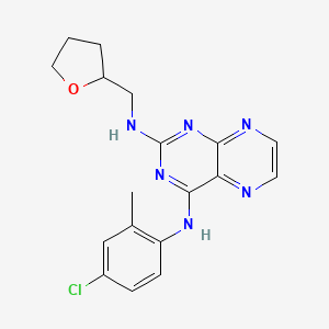 molecular formula C18H19ClN6O B2643088 N4-(4-chloro-2-methylphenyl)-N2-[(oxolan-2-yl)methyl]pteridine-2,4-diamine CAS No. 946218-31-1