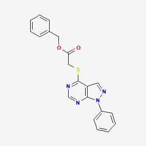 molecular formula C20H16N4O2S B2644339 benzyl 2-({1-phenyl-1H-pyrazolo[3,4-d]pyrimidin-4-yl}sulfanyl)acetate CAS No. 483984-44-7