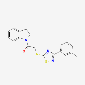 B2644794 1-(Indolin-1-yl)-2-((3-(m-tolyl)-1,2,4-thiadiazol-5-yl)thio)ethanone CAS No. 864917-70-4
