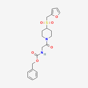 molecular formula C20H24N2O6S B2649060 Benzyl (2-(4-((furan-2-ylmethyl)sulfonyl)piperidin-1-yl)-2-oxoethyl)carbamate CAS No. 1448027-43-7