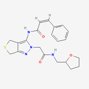 (Z)-N-(2-(2-oxo-2-(((tetrahydrofuran-2-yl)methyl)amino)ethyl)-4,6-dihydro-2H-thieno[3,4-c]pyrazol-3-yl)-3-phenylacrylamide