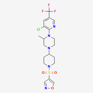molecular formula C19H23ClF3N5O3S B2653190 1-[3-氯-5-(三氟甲基)吡啶-2-基]-2-甲基-4-[1-(1,2-噁唑-4-磺酰基)哌啶-4-基]哌嗪 CAS No. 2097938-27-5
