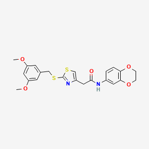 molecular formula C22H22N2O5S2 B2654108 N-(2,3-dihydro-1,4-benzodioxin-6-yl)-2-(2-{[(3,5-dimethoxyphenyl)methyl]sulfanyl}-1,3-thiazol-4-yl)acetamide CAS No. 941922-49-2