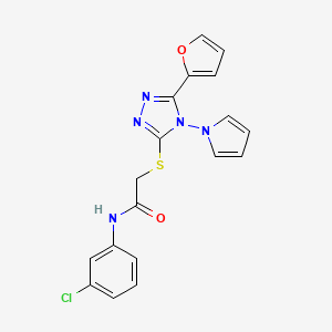 molecular formula C18H14ClN5O2S B2657150 N-(3-chlorophenyl)-2-{[5-(furan-2-yl)-4-(1H-pyrrol-1-yl)-4H-1,2,4-triazol-3-yl]sulfanyl}acetamide CAS No. 886929-42-6