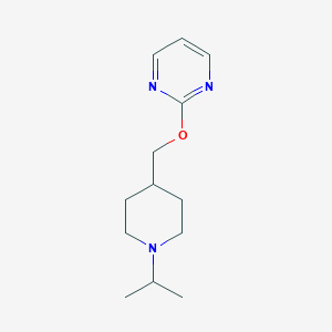 molecular formula C13H21N3O B2658910 2-[(1-Propan-2-ylpiperidin-4-yl)methoxy]pyrimidine CAS No. 2415586-26-2