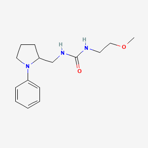 B2659663 1-(2-Methoxyethyl)-3-((1-phenylpyrrolidin-2-yl)methyl)urea CAS No. 1797859-88-1