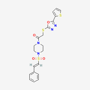 1-[4-[(E)-2-phenylethenyl]sulfonylpiperazin-1-yl]-2-[(5-thiophen-2-yl-1,3,4-oxadiazol-2-yl)sulfanyl]ethanone