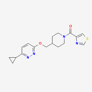 molecular formula C17H20N4O2S B2662771 3-Cyclopropyl-6-{[1-(1,3-thiazole-4-carbonyl)piperidin-4-yl]methoxy}pyridazine CAS No. 2309187-16-2