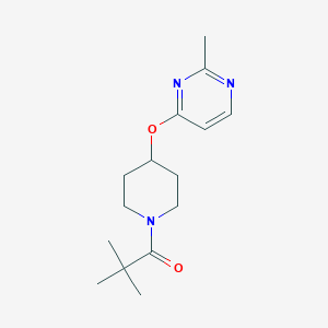 2,2-Dimethyl-1-(4-((2-methylpyrimidin-4-yl)oxy)piperidin-1-yl)propan-1-one