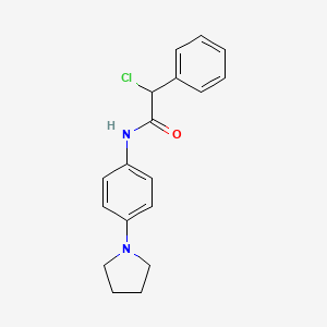 molecular formula C18H19ClN2O B2668632 2-chloro-2-phenyl-N-[4-(1-pyrrolidinyl)phenyl]acetamide CAS No. 860609-15-0