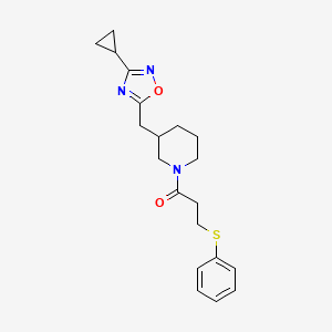 molecular formula C20H25N3O2S B2671013 1-(3-((3-Cyclopropyl-1,2,4-oxadiazol-5-yl)methyl)piperidin-1-yl)-3-(phenylthio)propan-1-one CAS No. 1705549-13-8