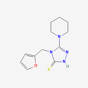 molecular formula C12H16N4OS B2673859 4-(furan-2-ylmethyl)-5-(piperidin-1-yl)-4H-1,2,4-triazole-3-thiol CAS No. 923695-90-3