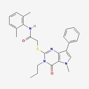 molecular formula C26H28N4O2S B2674598 N-(2,6-dimethylphenyl)-2-({5-methyl-4-oxo-7-phenyl-3-propyl-3H,4H,5H-pyrrolo[3,2-d]pyrimidin-2-yl}sulfanyl)acetamide CAS No. 1115370-94-9
