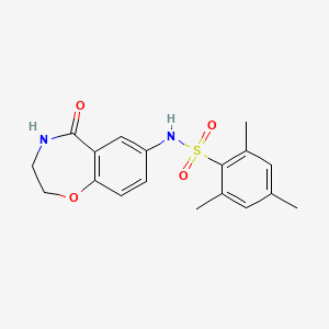 molecular formula C18H20N2O4S B2675447 2,4,6-trimethyl-N-(5-oxo-2,3,4,5-tetrahydrobenzo[f][1,4]oxazepin-7-yl)benzenesulfonamide CAS No. 922009-24-3