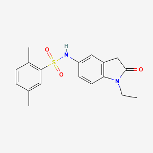 molecular formula C18H20N2O3S B2675553 N-(1-ethyl-2-oxo-2,3-dihydro-1H-indol-5-yl)-2,5-dimethylbenzene-1-sulfonamide CAS No. 921786-92-7
