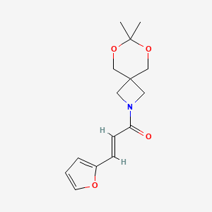 (E)-1-(7,7-dimethyl-6,8-dioxa-2-azaspiro[3.5]nonan-2-yl)-3-(furan-2-yl)prop-2-en-1-one