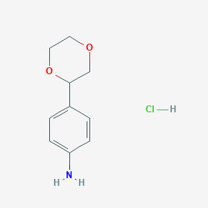molecular formula C10H14ClNO2 B2677106 4-(1,4-Dioxan-2-yl)aniline;hydrochloride CAS No. 2378503-21-8