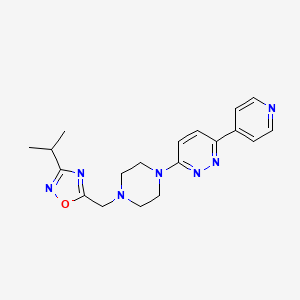 3-Propan-2-yl-5-[[4-(6-pyridin-4-ylpyridazin-3-yl)piperazin-1-yl]methyl]-1,2,4-oxadiazole