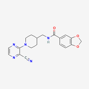 molecular formula C19H19N5O3 B2677607 N-((1-(3-cyanopyrazin-2-yl)piperidin-4-yl)methyl)benzo[d][1,3]dioxole-5-carboxamide CAS No. 1797218-54-2