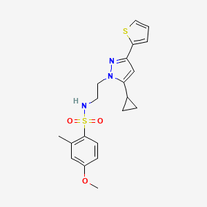 molecular formula C20H23N3O3S2 B2678854 N-(2-(5-cyclopropyl-3-(thiophen-2-yl)-1H-pyrazol-1-yl)ethyl)-4-methoxy-2-methylbenzenesulfonamide CAS No. 1797225-61-6