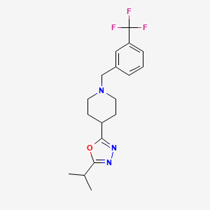 B2678873 2-Isopropyl-5-(1-(3-(trifluoromethyl)benzyl)piperidin-4-yl)-1,3,4-oxadiazole CAS No. 1251708-34-5