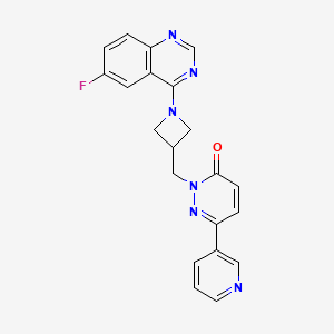2-{[1-(6-Fluoroquinazolin-4-yl)azetidin-3-yl]methyl}-6-(pyridin-3-yl)-2,3-dihydropyridazin-3-one