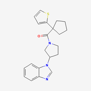 molecular formula C21H23N3OS B2683074 (3-(1H-benzo[d]imidazol-1-yl)pyrrolidin-1-yl)(1-(thiophen-2-yl)cyclopentyl)methanone CAS No. 2034383-38-3