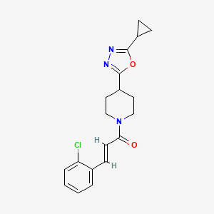 (E)-3-(2-chlorophenyl)-1-(4-(5-cyclopropyl-1,3,4-oxadiazol-2-yl)piperidin-1-yl)prop-2-en-1-one