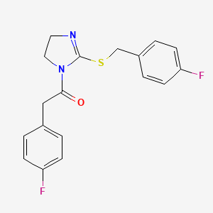 molecular formula C18H16F2N2OS B2684749 2-(4-fluorophenyl)-1-(2-{[(4-fluorophenyl)methyl]sulfanyl}-4,5-dihydro-1H-imidazol-1-yl)ethan-1-one CAS No. 851800-19-6