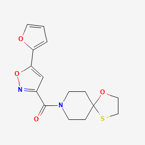 molecular formula C15H16N2O4S B2686010 (5-(Furan-2-yl)isoxazol-3-yl)(1-oxa-4-thia-8-azaspiro[4.5]decan-8-yl)methanone CAS No. 1351660-98-4