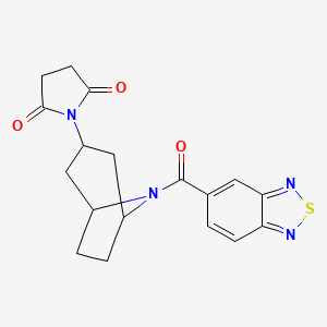 molecular formula C18H18N4O3S B2687139 1-((1R,5S)-8-(benzo[c][1,2,5]thiadiazole-5-carbonyl)-8-azabicyclo[3.2.1]octan-3-yl)pyrrolidine-2,5-dione CAS No. 2058513-65-6
