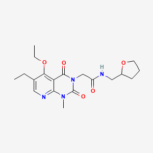 molecular formula C19H26N4O5 B2687599 2-(5-ethoxy-6-ethyl-1-methyl-2,4-dioxo-1,2-dihydropyrido[2,3-d]pyrimidin-3(4H)-yl)-N-((tetrahydrofuran-2-yl)methyl)acetamide CAS No. 1005298-34-9