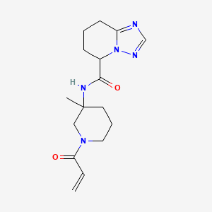 molecular formula C16H23N5O2 B2687803 N-(3-Methyl-1-prop-2-enoylpiperidin-3-yl)-5,6,7,8-tetrahydro-[1,2,4]triazolo[1,5-a]pyridine-5-carboxamide CAS No. 2418659-78-4