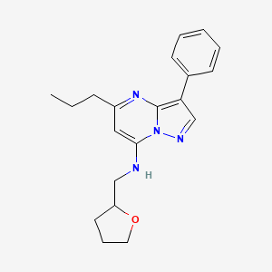molecular formula C20H24N4O B2689083 N-[(oxolan-2-yl)methyl]-3-phenyl-5-propylpyrazolo[1,5-a]pyrimidin-7-amine CAS No. 890627-74-4