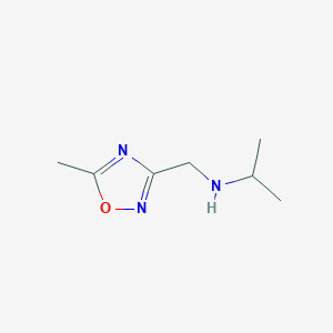 N-[(5-methyl-1,2,4-oxadiazol-3-yl)methyl]propan-2-amine