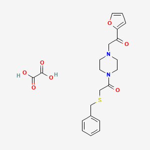 molecular formula C21H24N2O7S B2691215 2-(Benzylthio)-1-(4-(2-(furan-2-yl)-2-oxoethyl)piperazin-1-yl)ethanone oxalate CAS No. 1351658-29-1