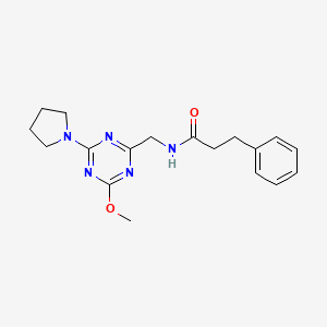 molecular formula C18H23N5O2 B2691283 N-((4-methoxy-6-(pyrrolidin-1-yl)-1,3,5-triazin-2-yl)methyl)-3-phenylpropanamide CAS No. 2034468-09-0
