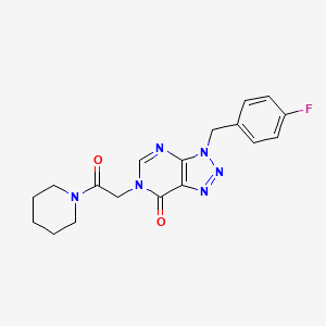 molecular formula C18H19FN6O2 B2691701 3-(4-fluorobenzyl)-6-(2-oxo-2-(piperidin-1-yl)ethyl)-3H-[1,2,3]triazolo[4,5-d]pyrimidin-7(6H)-one CAS No. 847382-26-7