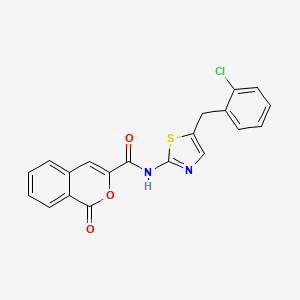 molecular formula C20H13ClN2O3S B2693124 N-{5-[(2-chlorophenyl)methyl]-1,3-thiazol-2-yl}-1-oxo-1H-isochromene-3-carboxamide CAS No. 853891-47-1