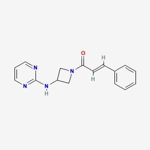 molecular formula C16H16N4O B2694951 (E)-3-phenyl-1-(3-(pyrimidin-2-ylamino)azetidin-1-yl)prop-2-en-1-one CAS No. 2035018-40-5