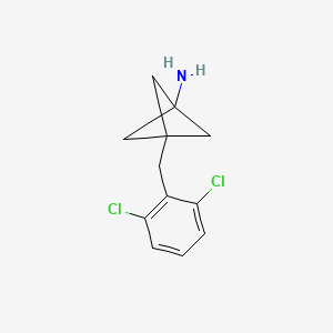 3-[(2,6-Dichlorophenyl)methyl]bicyclo[1.1.1]pentan-1-amine