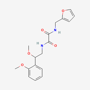 molecular formula C17H20N2O5 B2696594 N-[(furan-2-yl)methyl]-N'-[2-methoxy-2-(2-methoxyphenyl)ethyl]ethanediamide CAS No. 1706149-45-2