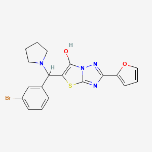 B2697341 5-((3-Bromophenyl)(pyrrolidin-1-yl)methyl)-2-(furan-2-yl)thiazolo[3,2-b][1,2,4]triazol-6-ol CAS No. 887220-81-7