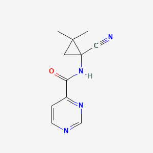 molecular formula C11H12N4O B2698257 N-(1-Cyano-2,2-dimethylcyclopropyl)pyrimidine-4-carboxamide CAS No. 2180085-10-1