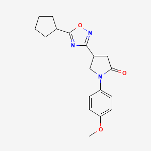 4-(5-Cyclopentyl-1,2,4-oxadiazol-3-yl)-1-(4-methoxyphenyl)pyrrolidin-2-one